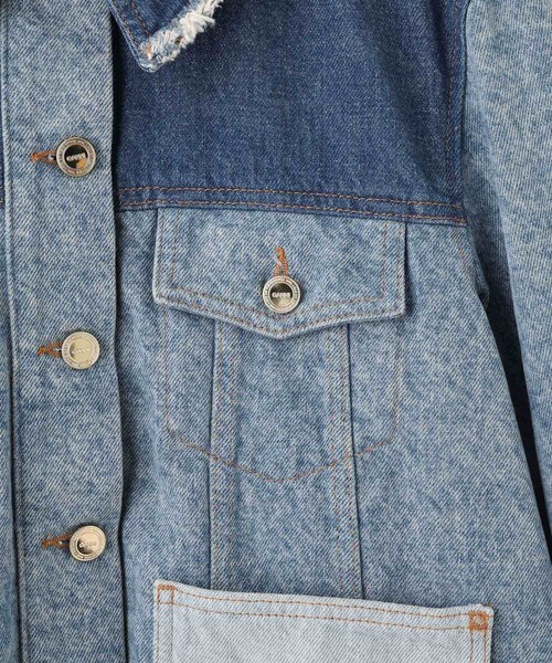 ADAM ET ROPE'(アダムエロペ)の「【GANNI(ガニー)】Patchwork Denim Short Jacket(デニムジャケット・レディース・ブルー・36)」の22枚目の写真