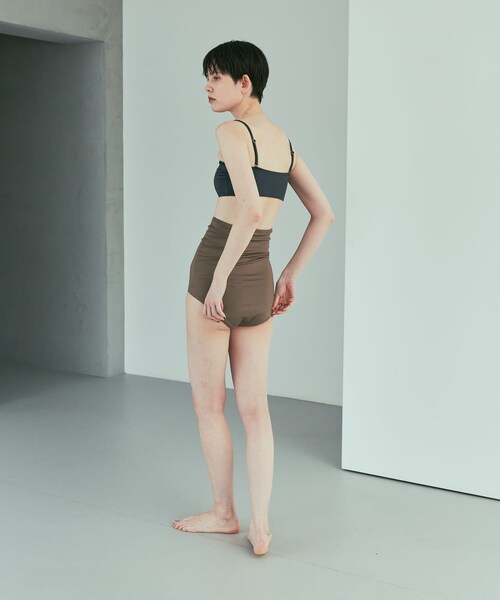 URBAN RESEARCH（アーバンリサーチ）の「『2サイズ展開』『UVカット』Swim URBAN RESEARCH　スイム2WAYブラ（水着・メンズ・BROWN/GREEN/CHARCOAL・S/M）」の17枚目の写真