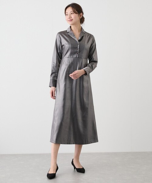 Jayro（ジャイロ）の「開衿Iラインワンピース（ワンピース・レディース・チャコール/キナリ/ベージュ・M）」の2枚目の写真