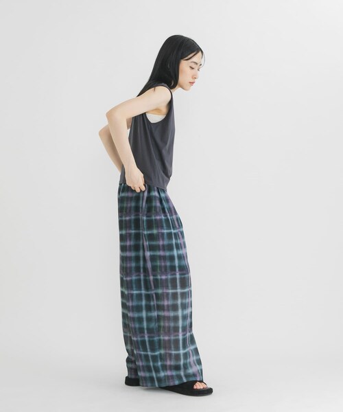 KBF（ケイビーエフ）の「ショルダータックカットソー（タンクトップ・レディース・CHARCOAL/OFF/L.BLUE・One）」の18枚目の写真