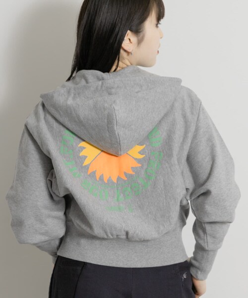 THE GOODLAND MARKET（ザグッドランドマーケット）の「PARKS PROJECT　Mt.FUJI No.4 ZipHoodie（パーカー・レディース・GRAY/PINK・FREE）」の6枚目の写真