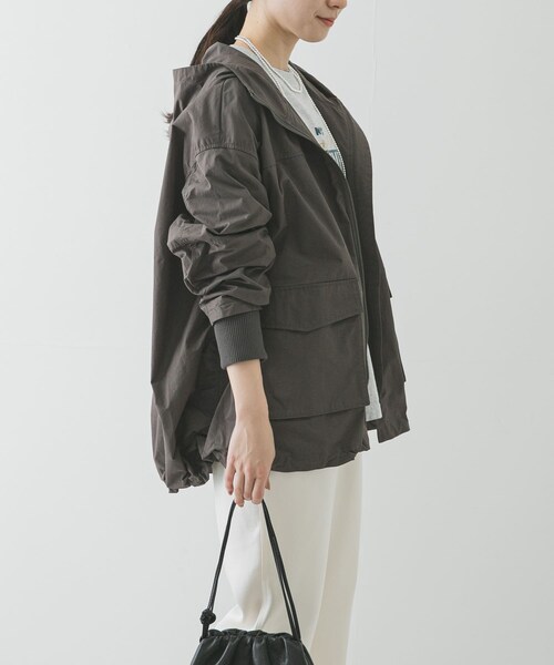 URBAN RESEARCH（アーバンリサーチ）の「コットンナイロンマウンテンパーカー（マウンテンパーカー・レディース・BLACK/CHARCOAL/BEIGE・FREE）」の20枚目の写真