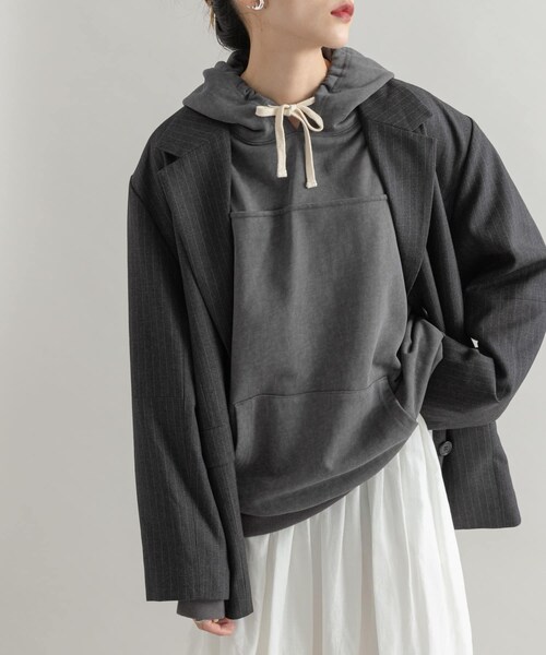 KBF（ケイビーエフ）の「バックロゴフーディー（パーカー・レディース・GRAY/NAVY・one）」の13枚目の写真