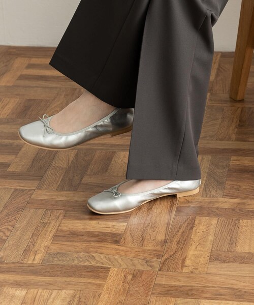 URBAN RESEARCH DOORS（アーバンリサーチドアーズ）の「やわらかバレエシューズ（バレエシューズ・レディース・SILVER/LEMON/BLACK・36/37/38）」の22枚目の写真