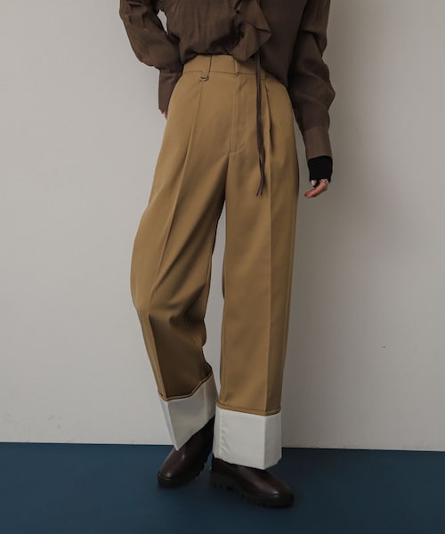 SENSE OF PLACE by URBAN RESEARCH（センスオブプレイスバイアーバンリサーチ）の「ワイドターンバックパンツ（その他パンツ・レディース・KHAKI/BLACK/BEIGE・S/M）」の2枚目の写真
