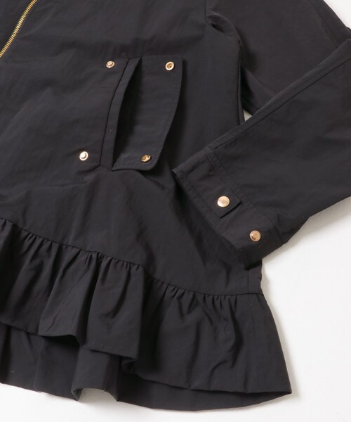 URBAN RESEARCH ROSSO（アーバンリサーチロッソ）の「Mewl　フリルマウンテンパーカー（マウンテンパーカー・レディース・BEIGE/BLACK・Free）」の6枚目の写真