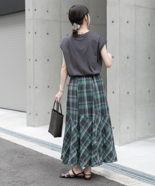ITEMS URBANRESEARCH（アイテムズ アーバンリサーチ）の「チェック切替えスカート（スカート・レディース・GRN/PPL・Free）」の8枚目の写真