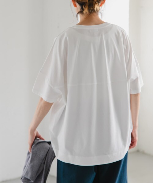 URBAN RESEARCH DOORS(アーバンリサーチドアーズ)の「FORK&SPOON コクーンショートスリーブTシャツ(Tシャツ/カットソー・レディース・OFF/BLACK/PURPLE・1)」の7枚目の写真