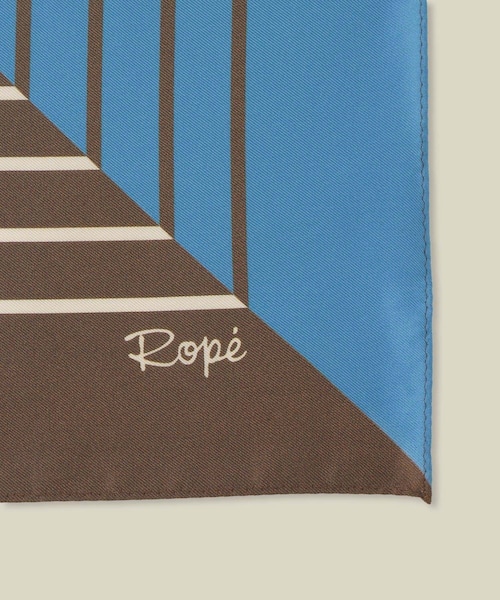 ROPE'(ロペ)の「ストライプパターンシルクスカーフ(バンダナ/スカーフ・レディース・ブラック/サックス・F)」の9枚目の写真