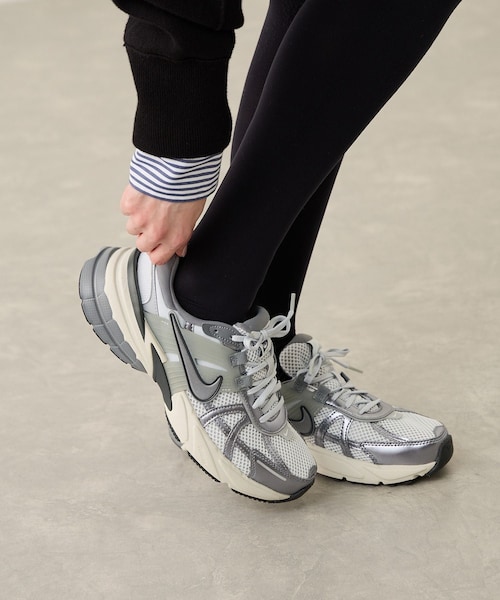 ROPE' PICNIC(ロペピクニック)の「【NIKE/ナイキ】WSV2K ラン(スニーカー・レディース・グレー系/ホワイト・23.5/24.0/24.5)」の12枚目の写真