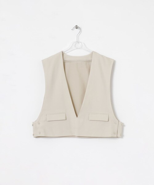 LAATO（ラート）の「layered vest（ベスト・レディース・クリーム/ナッツ・FREE）」の3枚目の写真