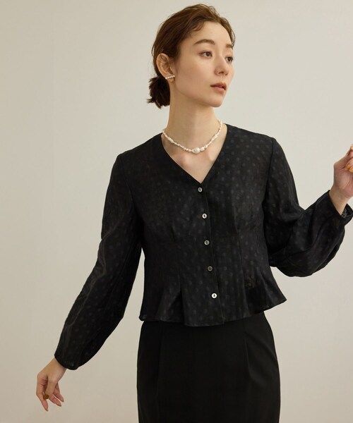 ROPE'（ロペ）の「【洗える】パフスリーブシアーペプラムブラウス（シャツ/ブラウス・レディース・ブラック/ホワイト/ブルー・F）」の10枚目の写真