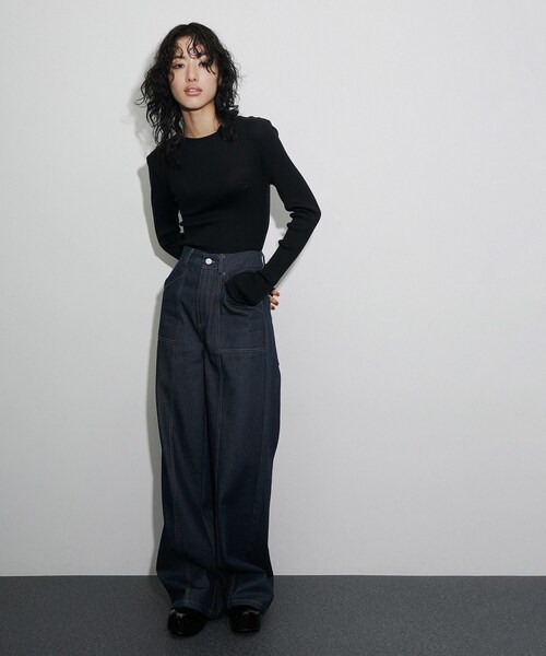 ADAM ET ROPE'(アダムエロペ)の「【公式サイト限定】【OperaSPORT】DALLAS JEANS(デニムパンツ・レディース・ネイビー・XS/S)」の5枚目の写真