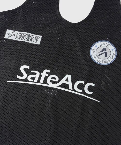 ADAM ET ROPE'（アダムエロペ）の「【HIDAKA/ヒダカ】SafeAcc Bib Tote（トートバッグ・メンズ・ブラック/サックス・F）」の5枚目の写真