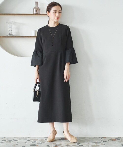 URBAN RESEARCH（アーバンリサーチ）の「フレアスリーブワンピース（ワンピース・レディース・NAVY/BLACK・36/38）」の10枚目の写真