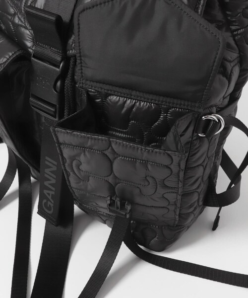 URBAN RESEARCH（アーバンリサーチ）の「GANNI　RE-TECH QUILTED BACKPACK（バックパック/リュック・レディース・BLACK・-）」の16枚目の写真