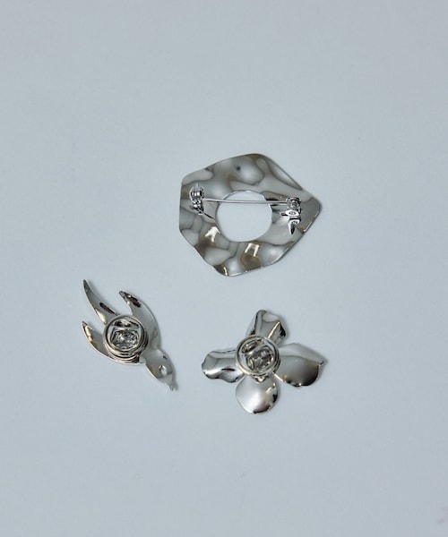 ADAM ET ROPE'（アダムエロペ）の「【LY（エルワイ）】Pins sets / ブローチセット（ブローチ/コサージュ・レディース・シルバー・F）」の7枚目の写真