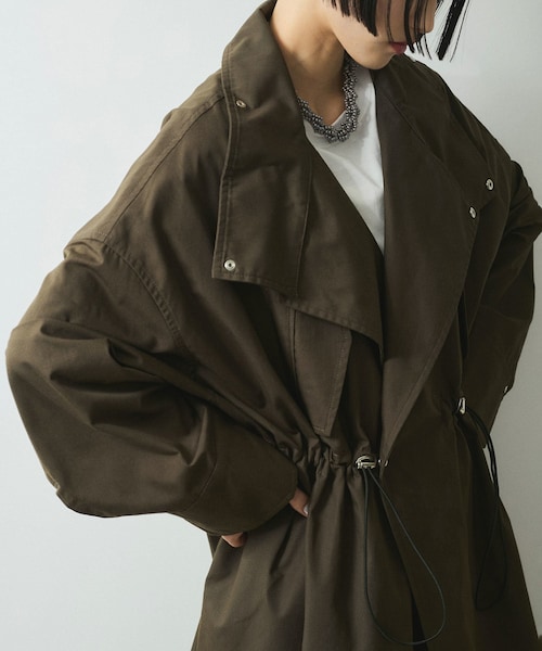 ADAM ET ROPE'(アダムエロペ)の「【WEB限定】スタンドカラーロングモッズコート(モッズコート・レディース・ブラック/オフホワイト/カーキ系・F)」の11枚目の写真