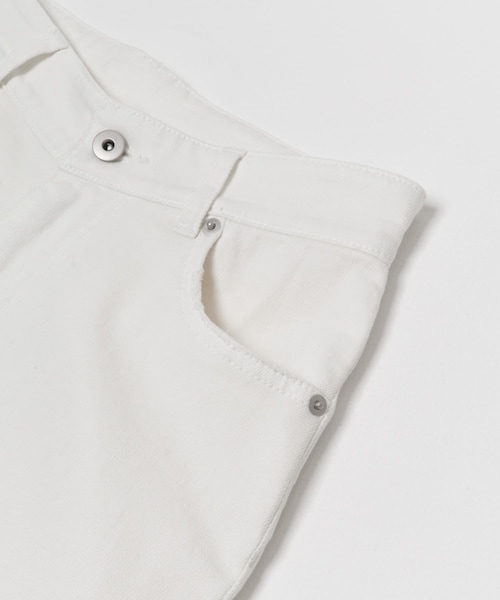 URBAN RESEARCH（アーバンリサーチ）の「『3サイズ展開』綿麻デニムストレートパンツ（デニムパンツ・レディース・WHITE/BLUE・36/38/40）」の22枚目の写真