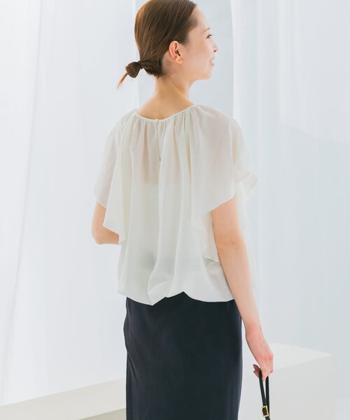 URBAN RESEARCH ROSSO（アーバンリサーチロッソ）の「コットンシルクフレアスリーブブラウス（シャツ/ブラウス・レディース・sax/off/red・FREE）」の6枚目の写真