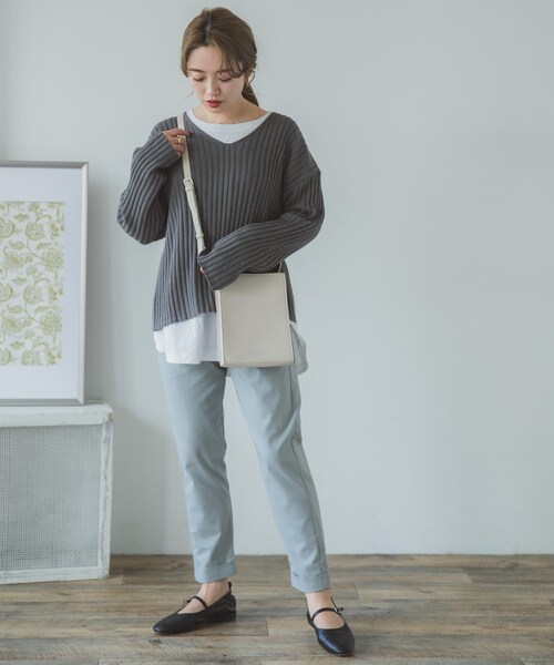 ITEMS URBANRESEARCH(アイテムズ アーバンリサーチ)の「ボックスショルダーバッグ(ショルダーバッグ・レディース・OFF/GRY/BLK・-)」の8枚目の写真