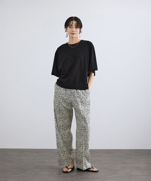 ADAM ET ROPE'(アダムエロペ)の「プリマベールハーフスリーブTシャツ / UVケア(Tシャツ/カットソー・レディース・ブラック/オフホワイト/キャメル・F)」の8枚目の写真