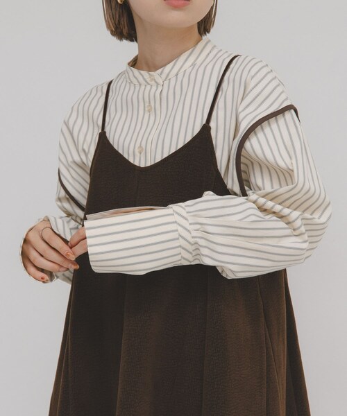 KBF（ケイビーエフ）の「ヘムデザインクロップドシャツ（シャツ/ブラウス・レディース・CREAM st/NAVY st・one）」の18枚目の写真