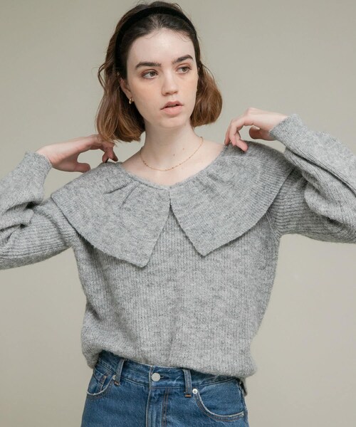 URBAN RESEARCH Sonny Label（アーバンリサーチサニーレーベル）の「『WEB限定』フリルカラーアゼニット（ニット/セーター・レディース・グレー/チャコール/ベージュ・Free）」の8枚目の写真