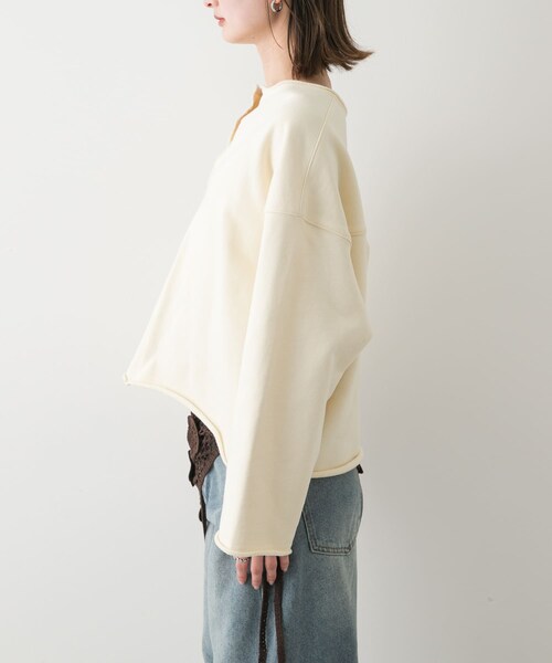 SENSE OF PLACE by URBAN RESEARCH（センスオブプレイスバイアーバンリサーチ）の「Vネックルーズスウェット（スウェット・レディース・OFF WHITE/CORAL/BLACK・one）」の14枚目の写真