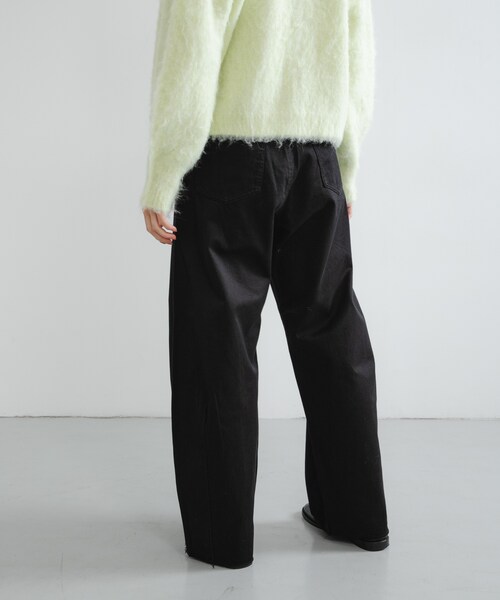 URBAN RESEARCH（アーバンリサーチ）の「コットンサテンカットオフカーブパンツ（その他パンツ・レディース・BEIGE/BLACK・36/38/40）」の6枚目の写真