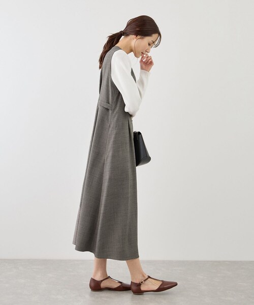 ROPE' PICNIC（ロペピクニック）の「ウエストタックジャンパースカート（ジャンパースカート・レディース・グレー系/ベージュ系/ネイビー・F）」の14枚目の写真