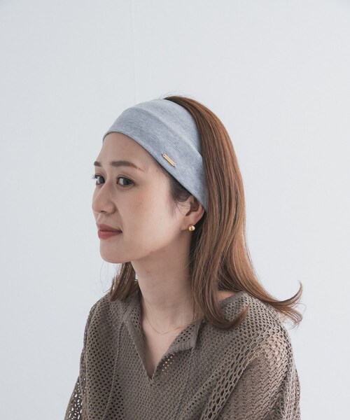 URBAN RESEARCH DOORS(アーバンリサーチドアーズ)の「プレート付きヘアバンド(ヘアバンド・レディース・GRAY/CHARCOAL・One)」の9枚目の写真