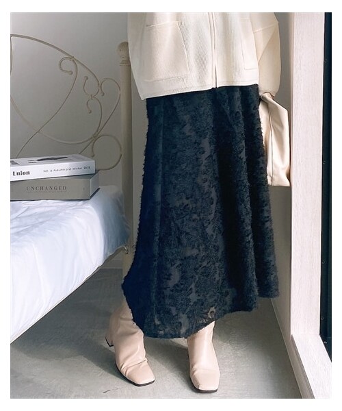 nissen（ニッセン）の「フリンジジャガード　フレアスカート（スカート・レディース・オフホワイト/モカ/黒・M/L/LL）」の7枚目の写真