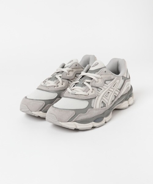 URBAN RESEARCH（アーバンリサーチ）の「ASICS　GEL-NYC（スニーカー・レディース・CREAM・23.5/24/24.5/25/25.5）」の3枚目の写真