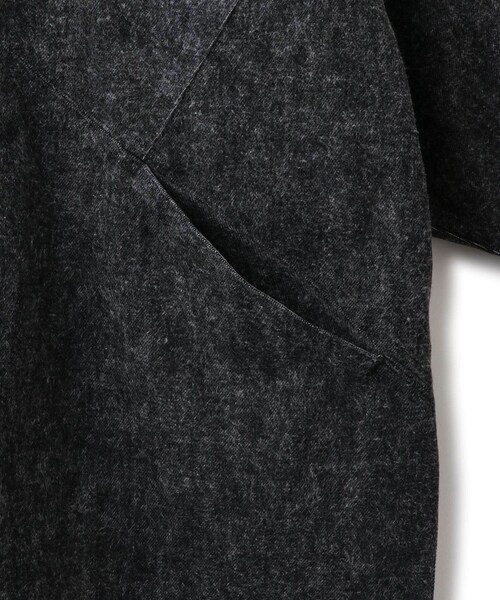 ADAM ET ROPE'(アダムエロペ)の「【J’aDoRe限定】【TanC(タンク)】BRUSHED INDIGO DENIM COAT(デニムジャケット・レディース・ブラック・1)」の7枚目の写真