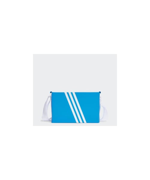 adidas（アディダス）の「adidas Originals × KSENIASCHNAIDER