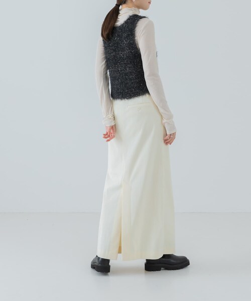URBAN RESEARCH(アーバンリサーチ)の「トリコットコーデュロイスカート(スカート・レディース・BROWN/OFF WHITE・36/38)」の8枚目の写真