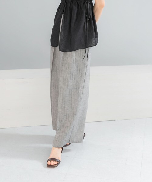 URBAN RESEARCH ROSSO（アーバンリサーチロッソ）の「ラメリネンストライプワイドパンツ（その他パンツ・レディース・BEIGE/CHARCOAL・36/38）」の5枚目の写真