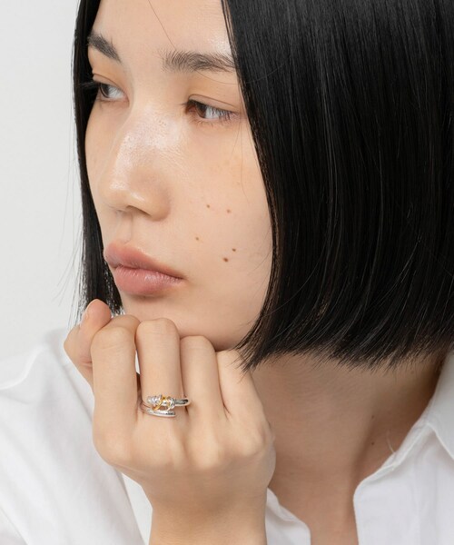 SENSE OF PLACE by URBAN RESEARCH(センスオブプレイスバイアーバンリサーチ)の「LAPUIS Coil Hug リング A(リング・レディース・SILVER/GOLD/MULTI・11号)」の12枚目の写真