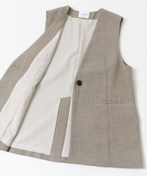 URBAN RESEARCH（アーバンリサーチ）の「シアーメッシュノーカラージレ（ベスト・レディース・BEIGE/DK NAVY・Free）」の11枚目の写真