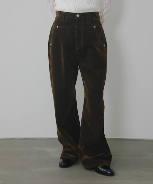KBF(ケイビーエフ)の「『2サイズ展開』フロントパネルデザインデニム(デニムパンツ・レディース・BLUE/BROWN/BLACK・36/38)」の2枚目の写真