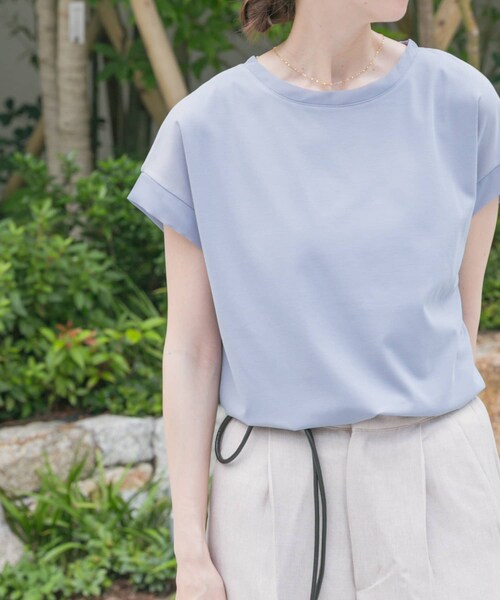 ITEMS URBANRESEARCH（アイテムズ アーバンリサーチ）の「バックタックフレンチプルオーバー（Tシャツ/カットソー・レディース・BLK/WHT/L.BLU/BRN・FREE）」の8枚目の写真