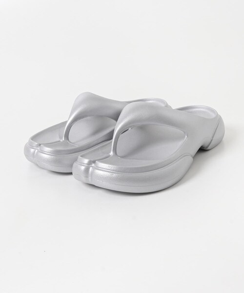 URBAN RESEARCH(アーバンリサーチ)の「Paes NEW FLIPFLOP(サンダル・レディース・SILVER・23/24/25)」の7枚目の写真