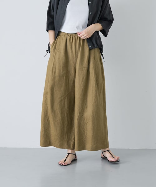 かぐれ（カグレ）の「カラーリネンクロップドパンツ（その他パンツ・レディース・BLACK/BEIGE/BLUE/RED・Free）」の2枚目の写真