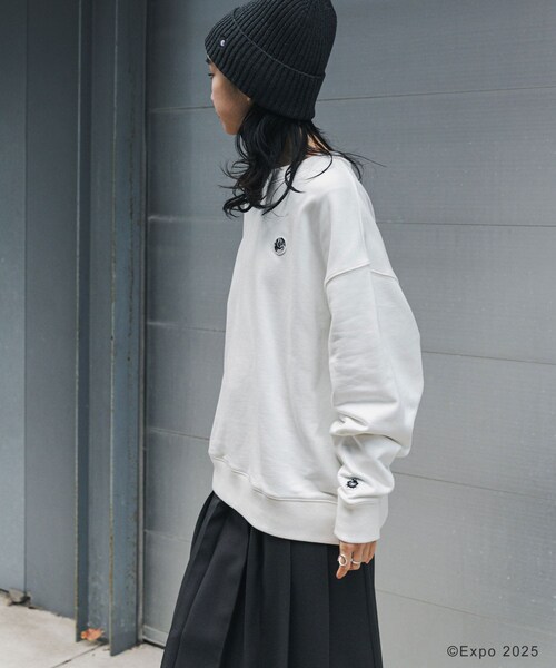 THE GOODLAND MARKET(ザグッドランドマーケット)の「EXPO2025 SWEATSHIRTS(スウェット・メンズ・WHITE/BLACK/C.GRAY/C.GR×BK・S/M/L)」の8枚目の写真