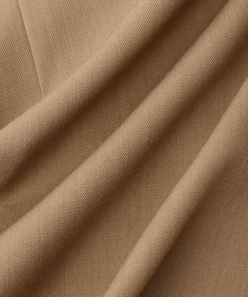 ADAM ET ROPE'（アダムエロペ）の「【EMOELLE】スリットネックハーフスリーブジャケット（ノーカラージャケット・レディース・ブラック系/ベージュ・F）」の22枚目の写真