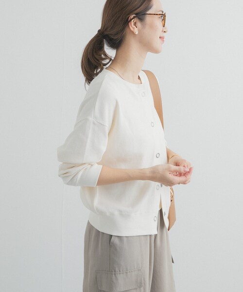 URBAN RESEARCH DOORS（アーバンリサーチドアーズ）の「ライトタックフライスカーディガン（カーディガン/ボレロ・レディース・NATURAL/L.BLUE/CHARCOAL・Free）」の19枚目の写真