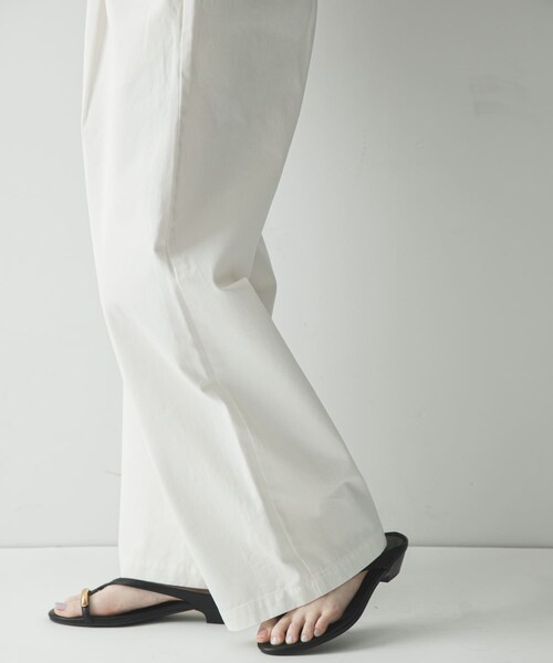 URBAN RESEARCH（アーバンリサーチ）の「『3サイズ展開』チノイージーパンツ（その他パンツ・レディース・OFF WHITE/NAVY/LT PINK・36/38/40）」の9枚目の写真