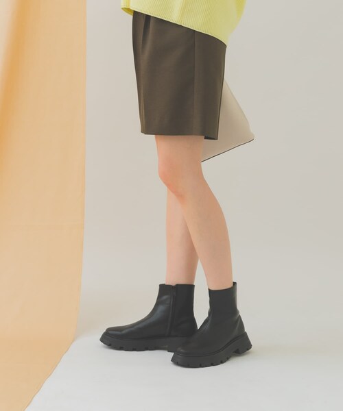 RODE SKO（ロデスコ）の「4センチオーバーソールブーツ（ブーツ・レディース・GYSH-BROWN/BLACK・36/37/38）」の22枚目の写真