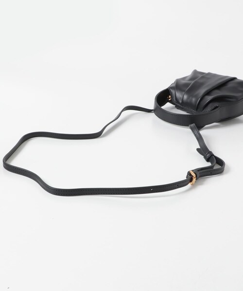 URBAN RESEARCH ROSSO（アーバンリサーチロッソ）の「LUMEN　FANTINE PETIT BAG（ハンドバッグ・レディース・sunlit yel/mistywhite/softblack/hazysilver・-）」の13枚目の写真